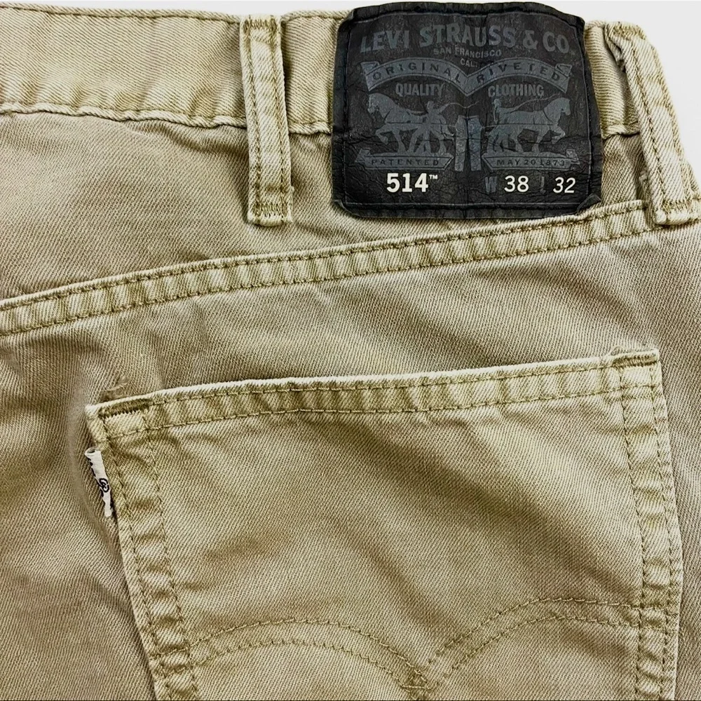 Levi's Men's Beige w/Black Patch‎ Lowrise Straight Fit Jean Pants 38/32